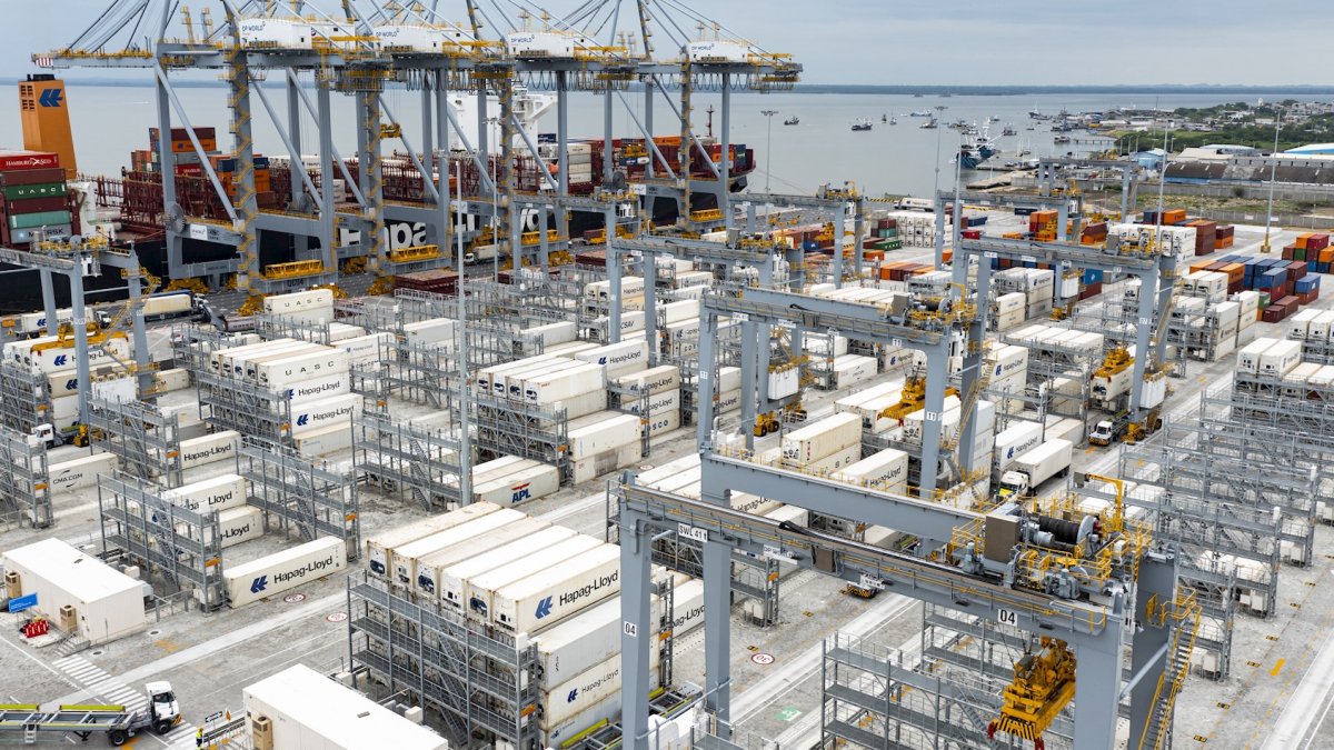 El puerto de Posorja se ha desarrollado bajo el concepto de ZEDE.