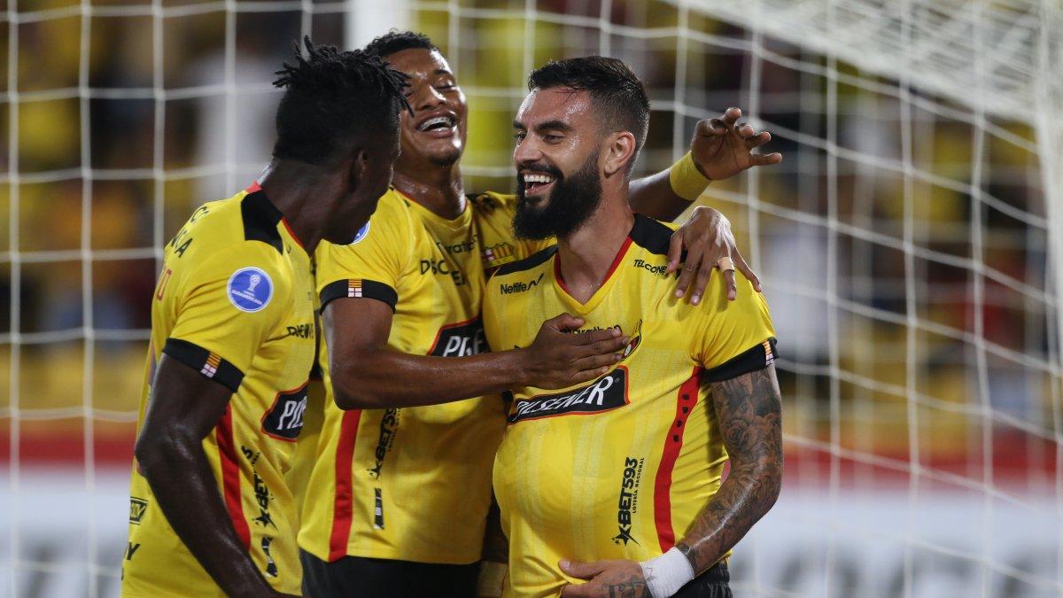 Gonzalo Mastriani autor de 2 de los 3 tantos de Barcelona