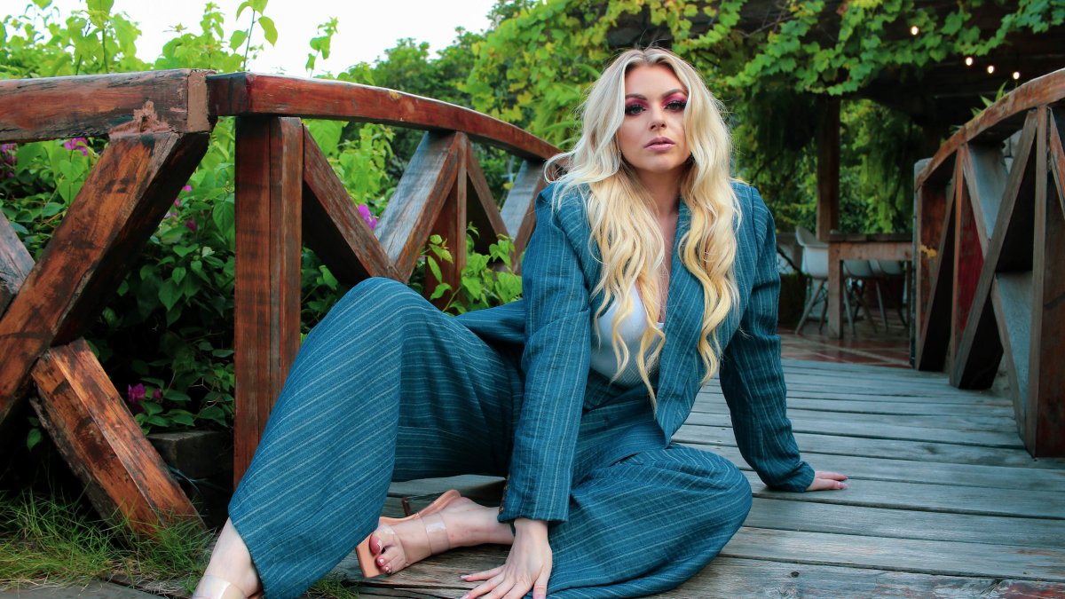 Christina se encuentra en la ciudad.