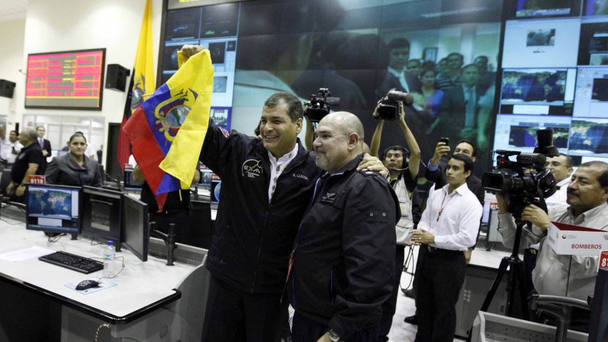 La última aventura relacionada al espacio la hizo Rafael Correa con el nano satélite Pegasso en 2016,