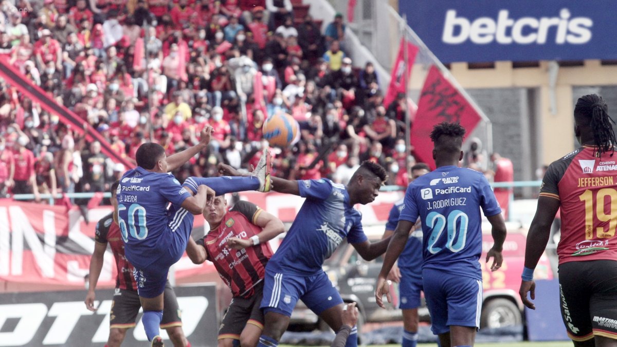 Eléctricos y morlacos generaron un partido entretenido de ida y vuelta en el que finalmente se repartieron 1 punto para cada uno.