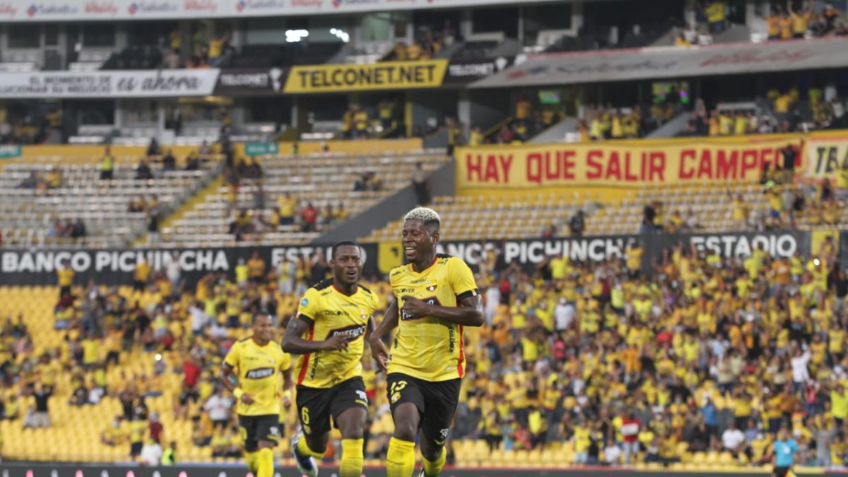 Barcelona se impuso en el primer tiempo.