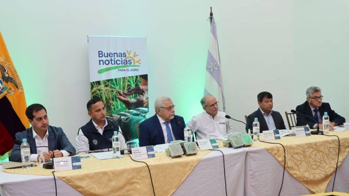 El Ministro de Agricultura anunció el arribo del material que será puesto bajo análisis.
