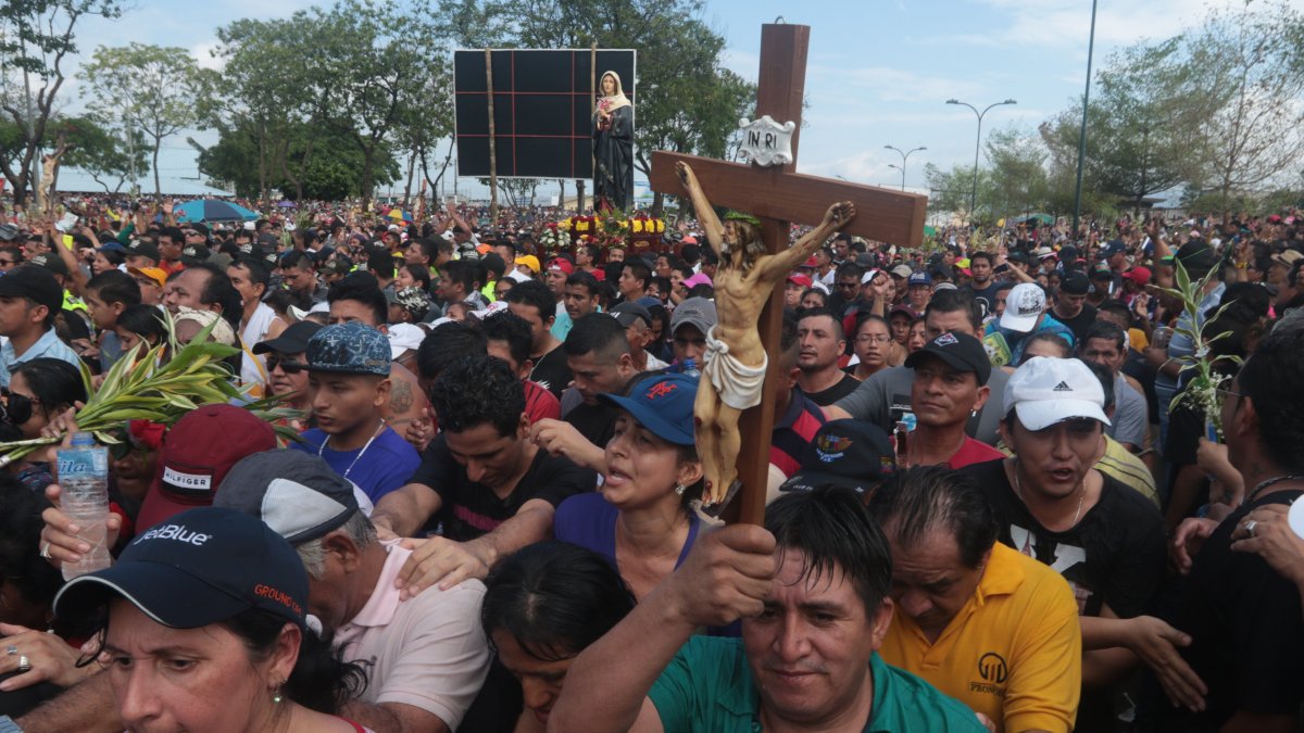 Foto de archivo de una de las procesiones antes de la pandemia.