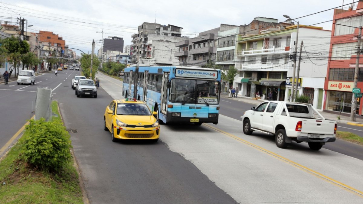 Varias unidades del Trolebús llevan muchos años operando y aún se mantienen en funcionamiento, aunque con limitaciones.