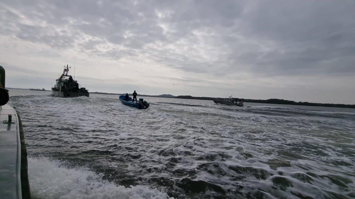 Control. Una lancha que transportaba la sustancia ilícita fue capturada por guardacostas de la Armada