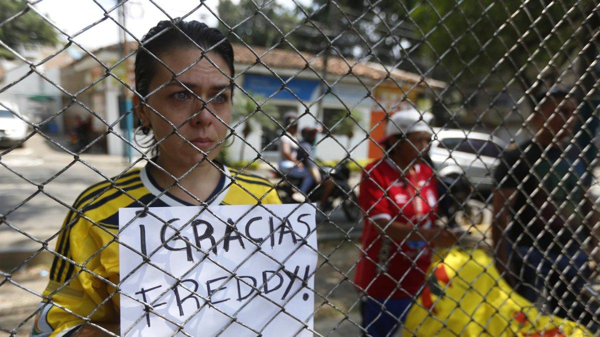 Una aficionada del exfutbolista colombiano Fredy Rincón.