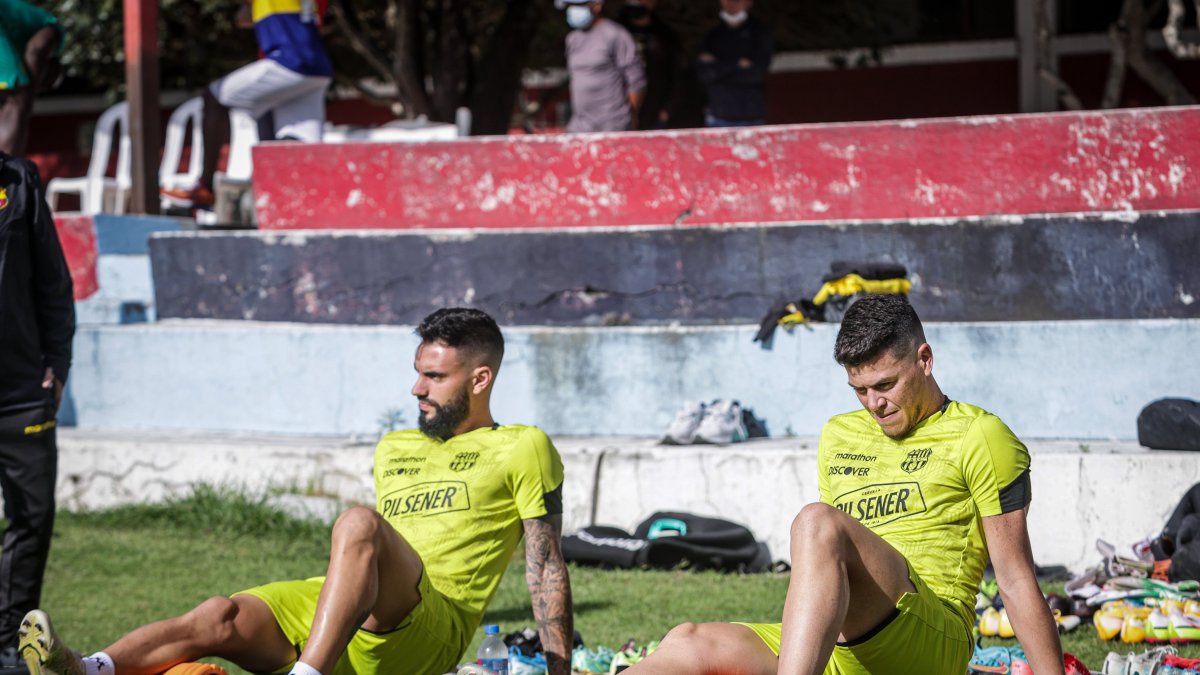 Los amarillos llegan a este duelo en condición de invictos dentro del certamen local, del que son líderes con 19 unidades en siete jornadas.