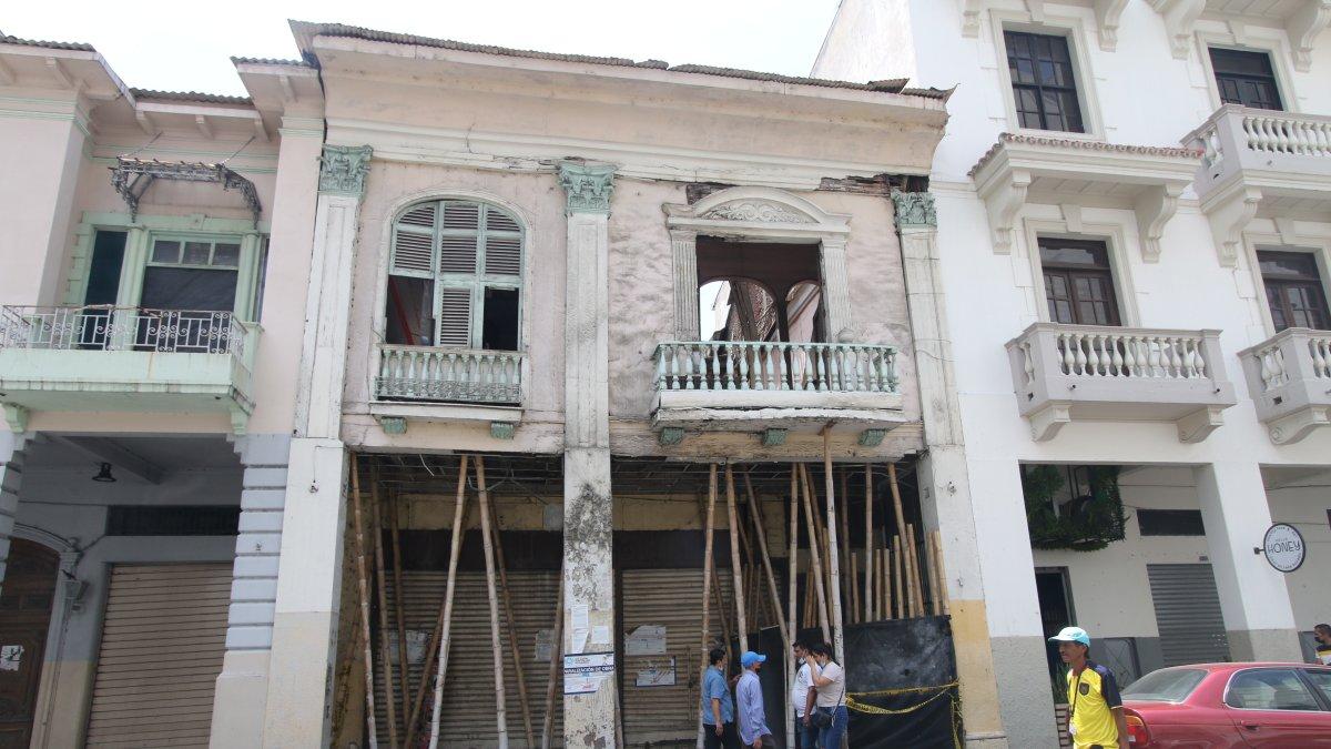 Casa Maldonado. El bien está ubicado en las calles Víctor M. Rendón, entre Pedro Carbo y Pichincha; y su estado es deplorable.