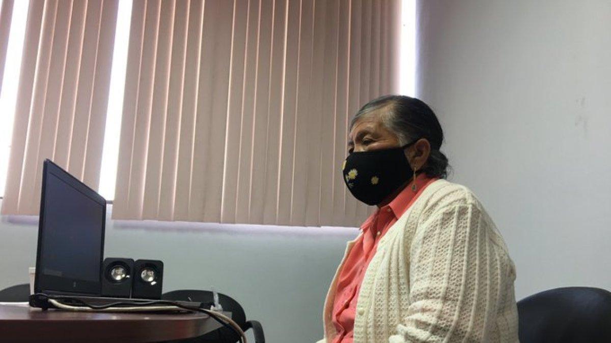 Zoila Chimbo, madre Luis Eduardo Guachalá, en una audiencia de 2020.