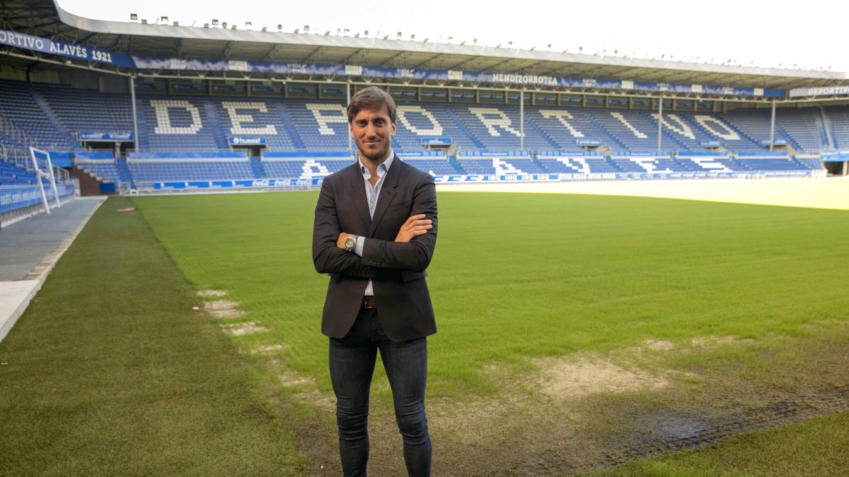 El argentino Luis Zubeldía también tuvo un paso por el Deportivo Alavés, de España.
