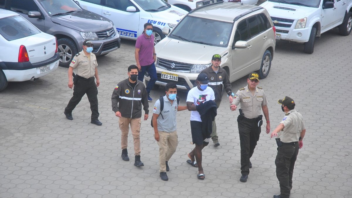 Gabriel Cortez fue trasladado a Esmeraldas luego de su aprehensión en su casa en la ciudad de Guayaquil.