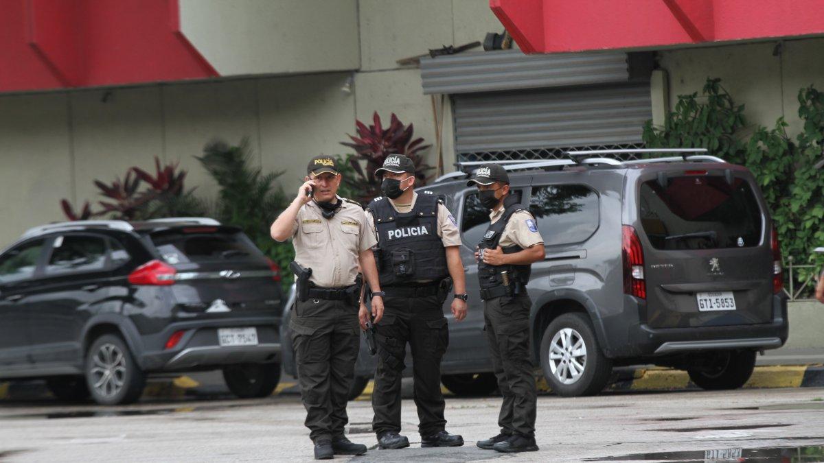 Situación. La preparación en lo físico, psicológico y el uso de las propias armas de dotación no serían las adecuadas, según los propios uniformados.