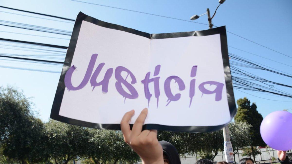 Estudiantes de la institución educativa realizaron una protesta esta mañana.