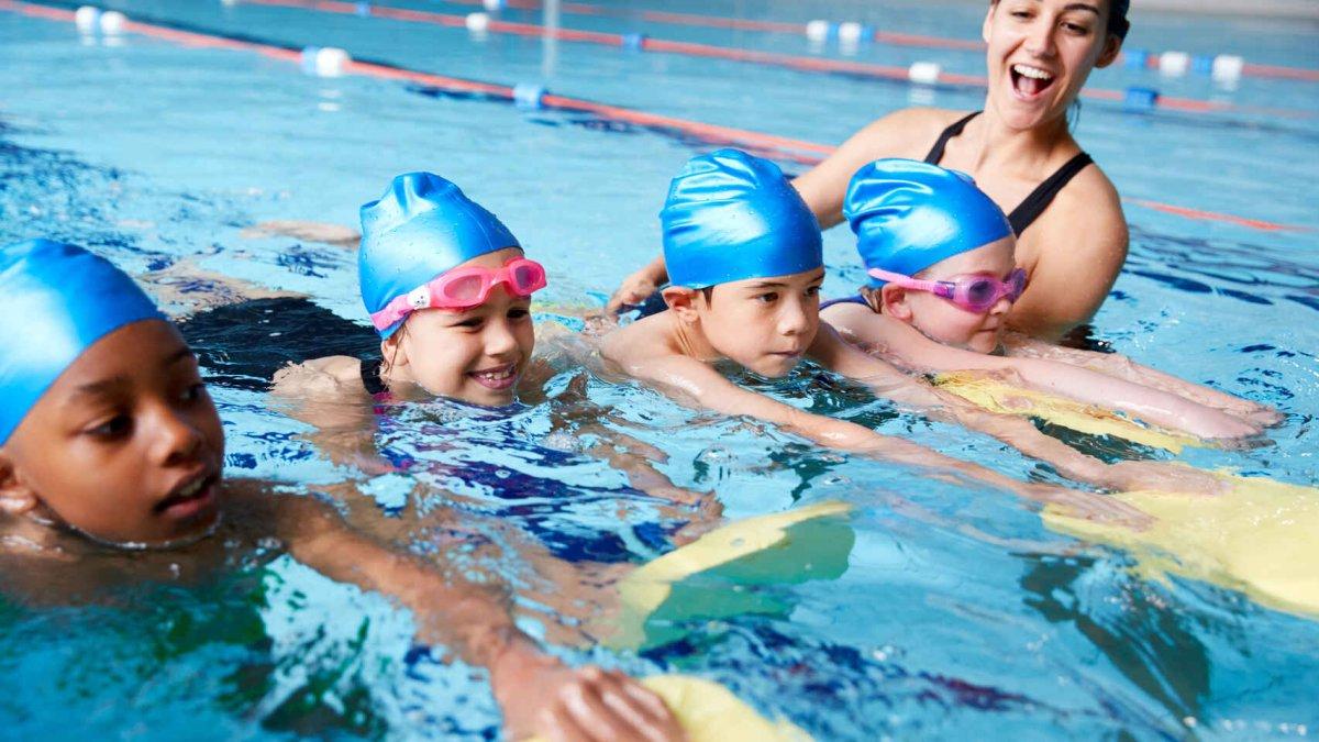 Fomentar el ejercicio en los niños desde pequeños, favorece su desarrollo físico y mental.