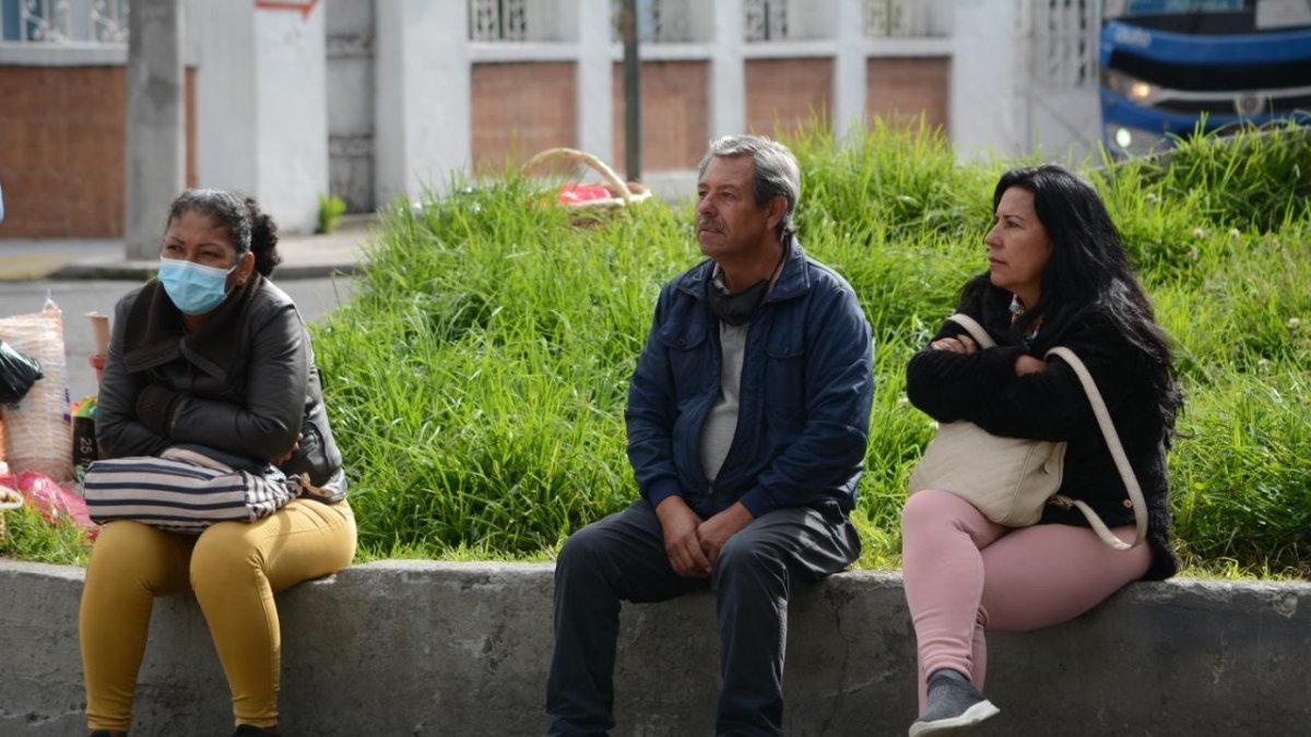 Los ciudadanos de la capital ya no deberán usar mascarillas en espacios abiertos y cerrados, si así lo quieren.