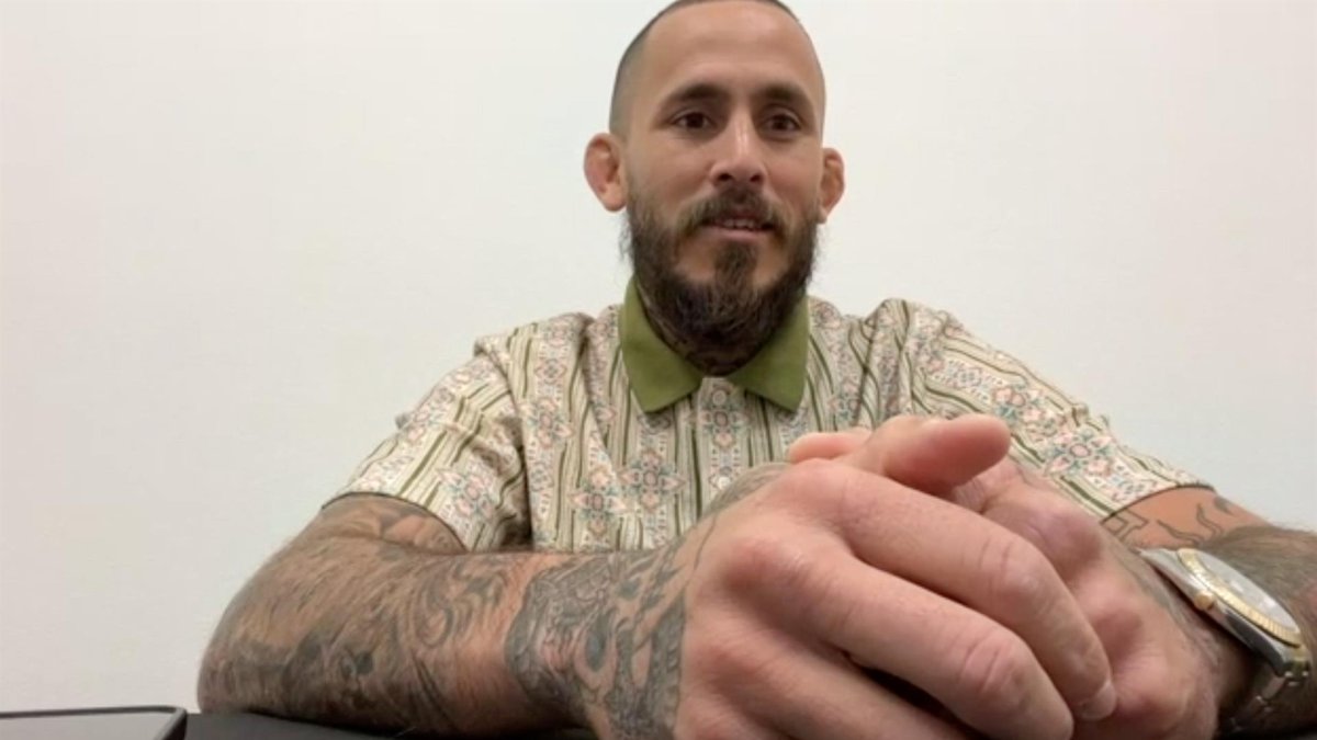 El luchador ecuatoriano de la UFC Marlon 'Chito' Vera en una entrevista.