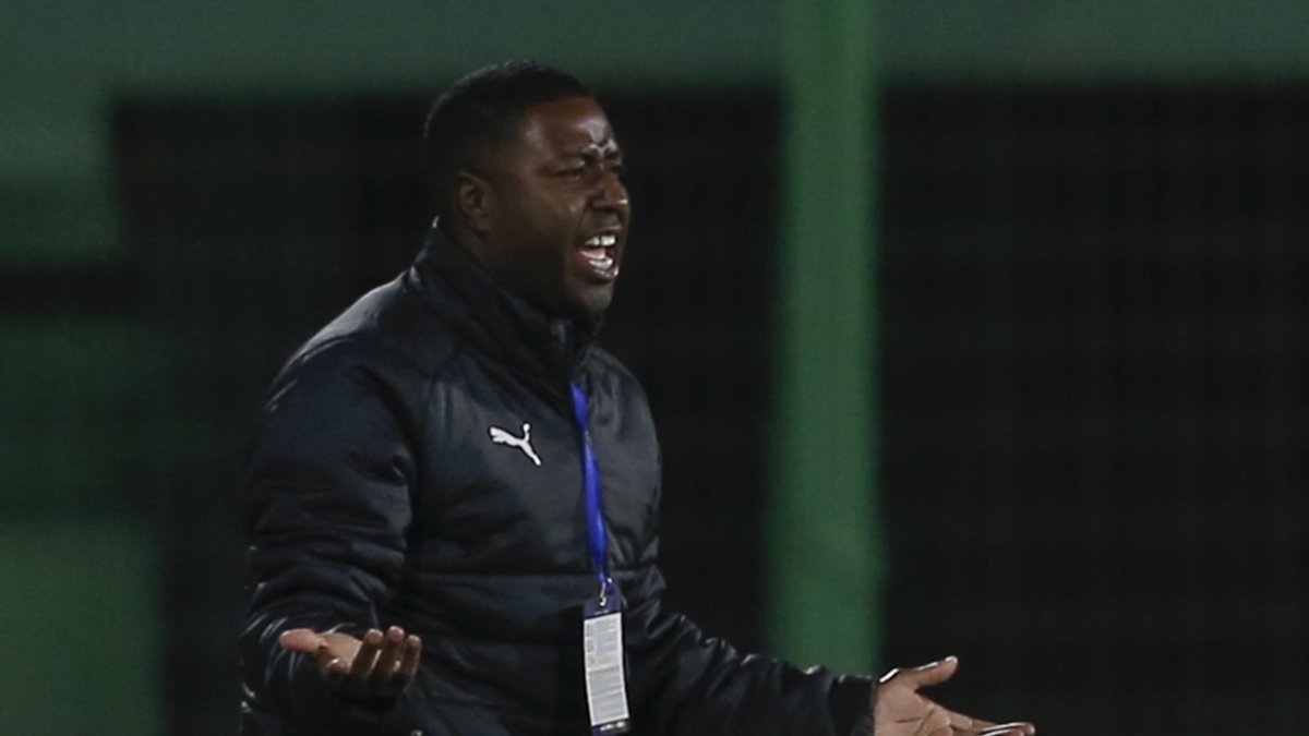 Édison Méndez se despidió del banquillo de Liga de Quito con una victoria sobre Defensa y Justicia en Argentina.