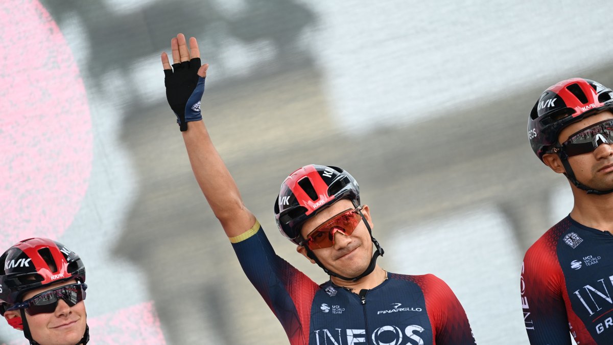 Richard Carapaz evidenció que está fuerte en su búsqueda de ganar su segundo Giro de Italia.