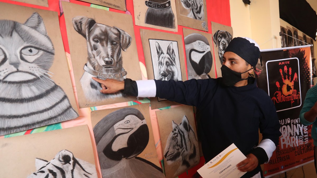 La exposición realizada por jóvenes del Centro de Rehabilitación de Qalauma llamada 