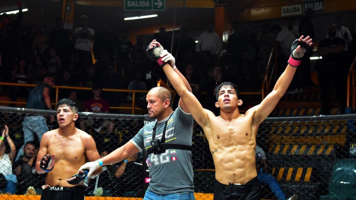 El último triunfo de Andrés Luna fue el 26 de noviembre de 2021 en la coestelar del UWC 30.