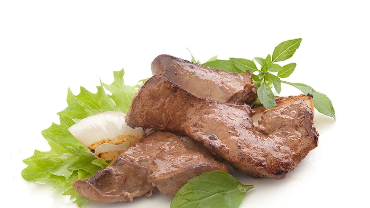 Gastronomía. Una de los platos es el hígado frito.