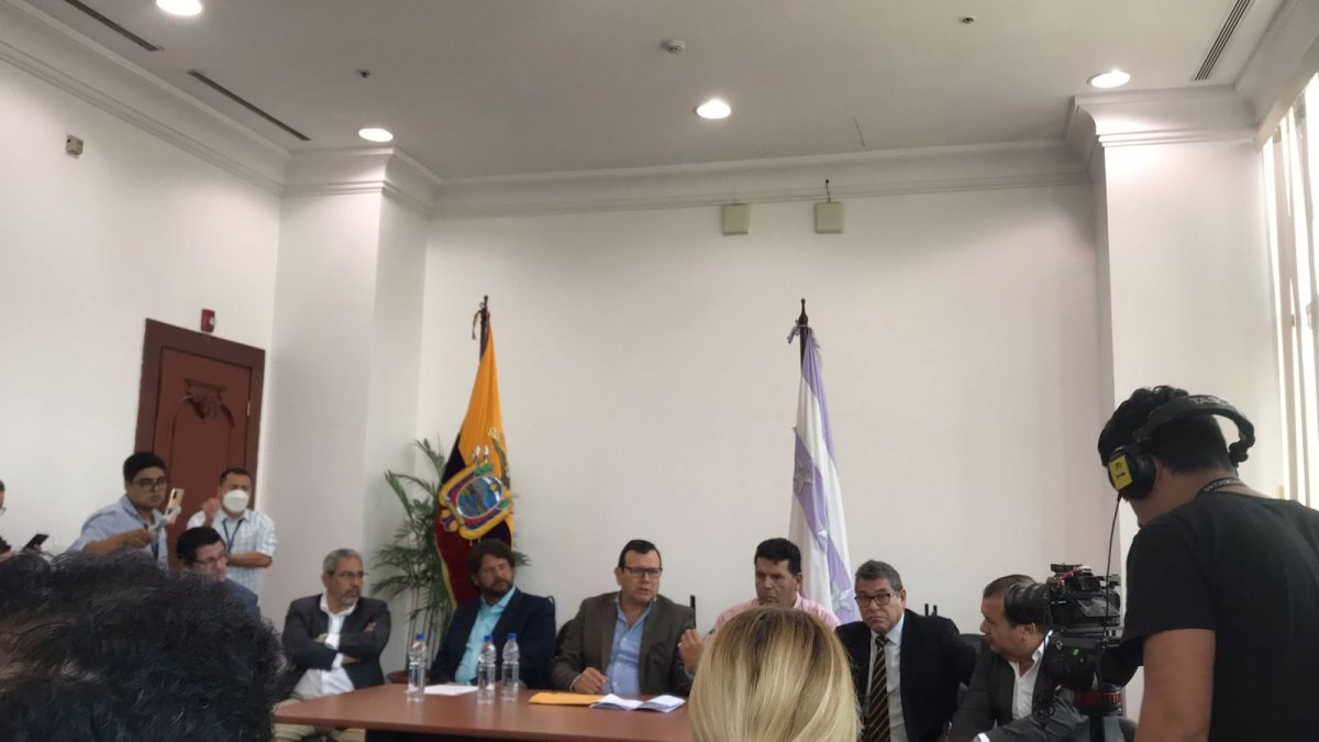 El ministro mantuvo este lunes 9 de mayo su primera reunión con productores bananeros