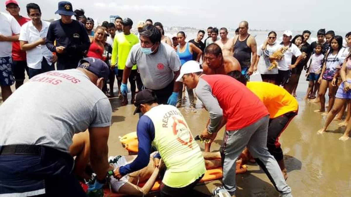 Instante en el que Juan Sebastian Balón logró ser rescatado.