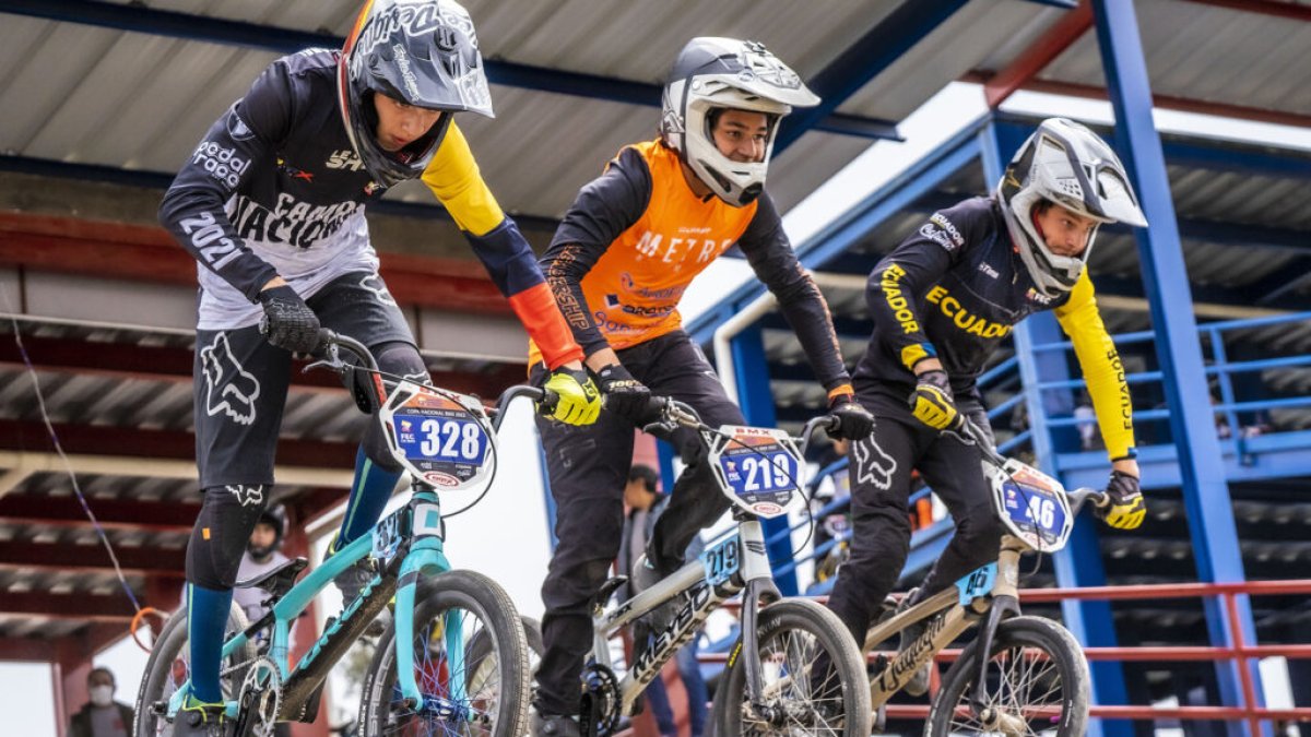 El azuayo Juan Cristóbal Ramírez (328) se llevó el primer lugar de la categoría 15 años expertos.