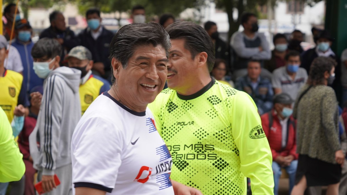 El exalcalde de Quito continúa con las actividades que le han dado popularidad en diferentes sectores de la capital.