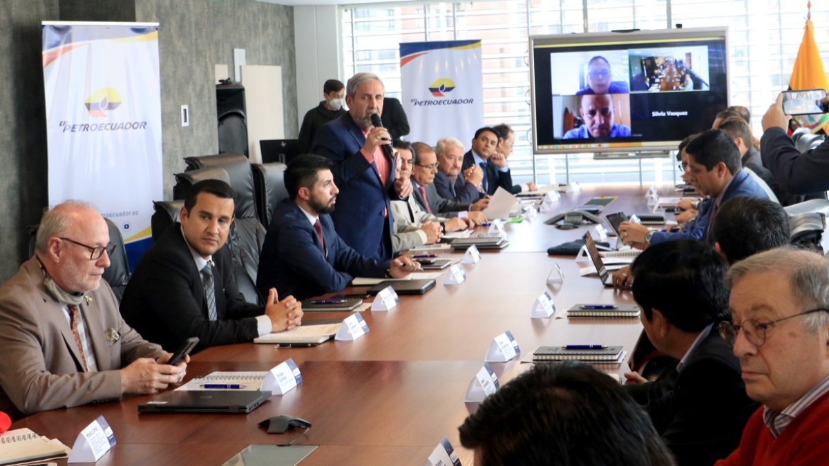 Las autoridades del sector energético se reunieron este 13 de mayo de 2022.