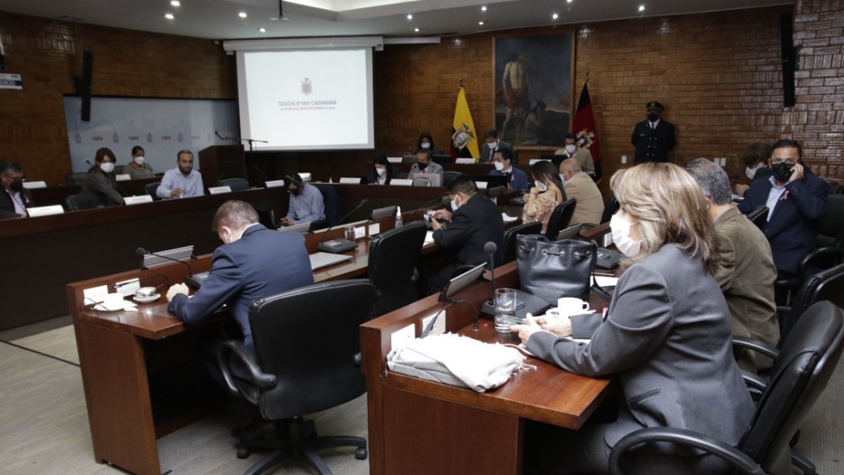 Decisiones. En el Concejo hay expectativa por las resoluciones de los partidos y por las decisiones propias.