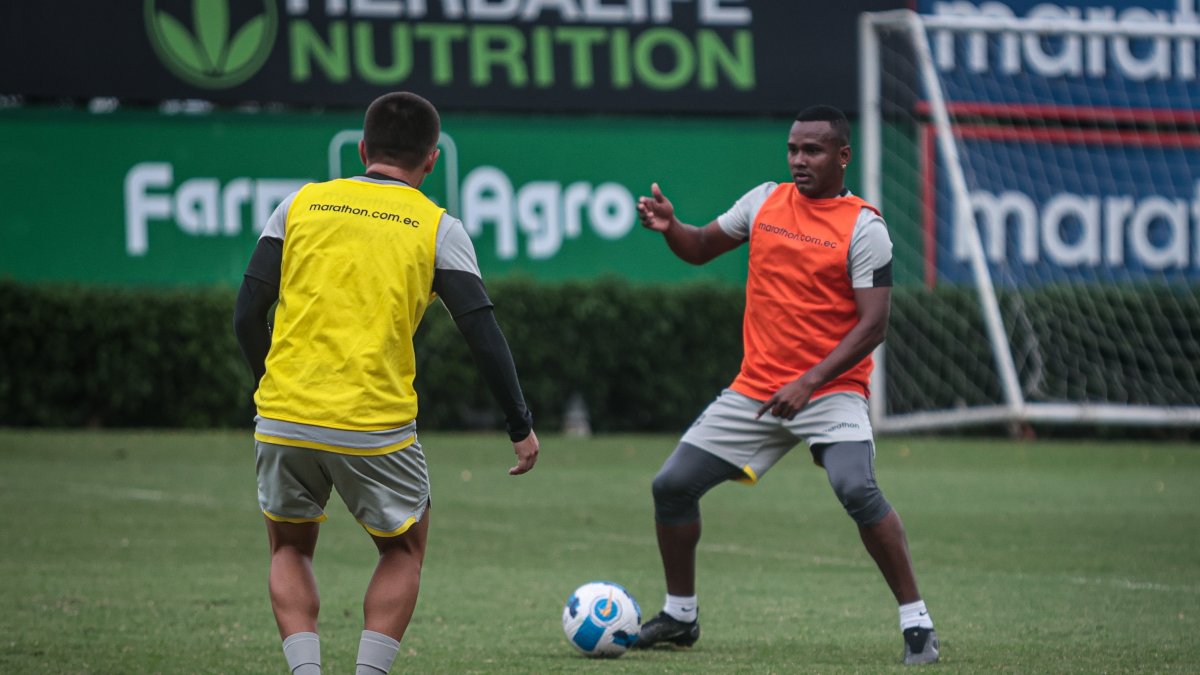 El cuadro canario se afina para medir a Metropolitanos de Venezuela, en duelo válido por la Copa Sudamericana.