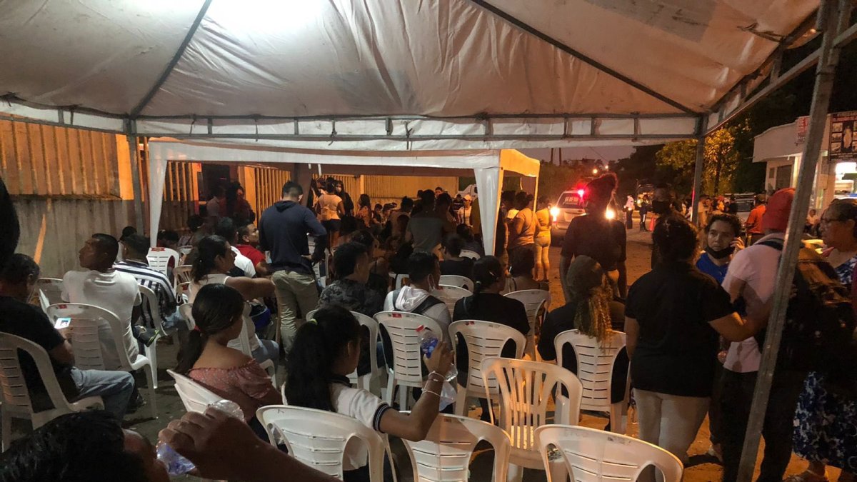 Dotación. La Secretaría “gestionó la instalación de carpas y sillas para una atención digna” tras la masacre en Santo Domingo, según su comunicado de acciones.