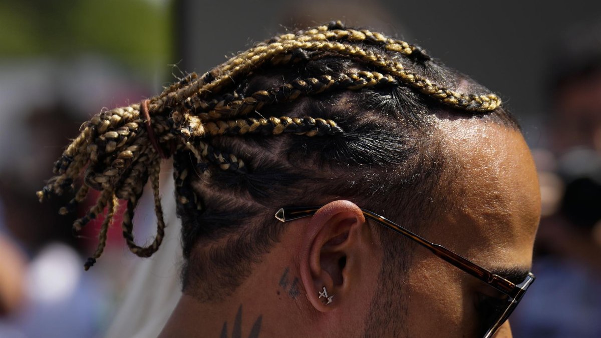 El piloto británico de Mercedes, Lewis Hamilton, en el circuito de Barcelona-Cataluña, en Montmeló (Barcelona), donde ha comenzado el Gran Premio de España de Fórmula Uno.