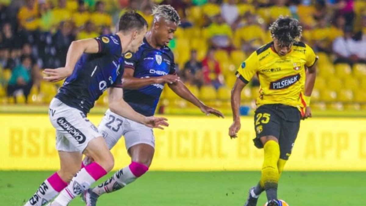 Barcelona e Independiente del Valle tienen dos finales de por medio. Uno solo llegará a la final.