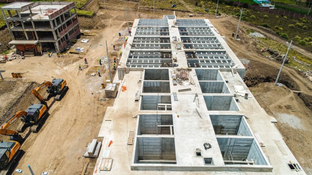 El proyecto de captación de agua del GAD de Riobamba está en construcción desde 2016.