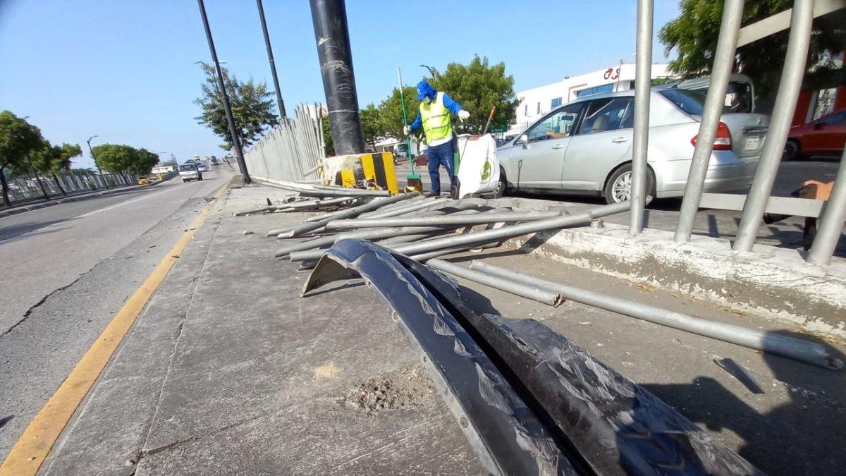 Una persona falleció y otras dos resultaron heridas en un accidente de tránsito en la avenida de Las Américas, en el norte de Guayaquil