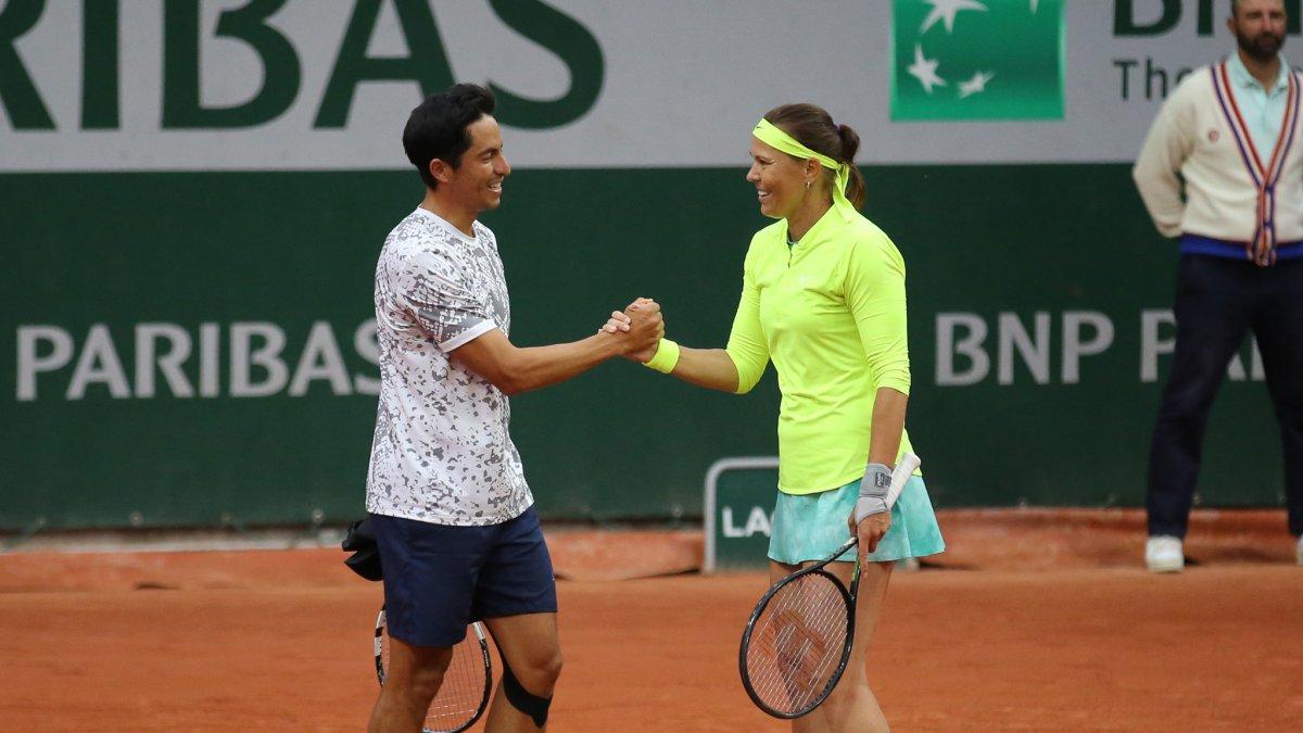 Gonzalo Escobar y Lucie Hradecka ganaron en su debut en el doble mixto del segundo Grand Slam del año.