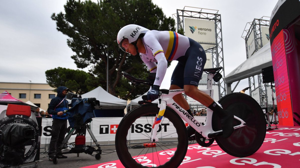 Richard Carapaz, en la prueba contrarreloj celebrada este domingo 29 de mayo.