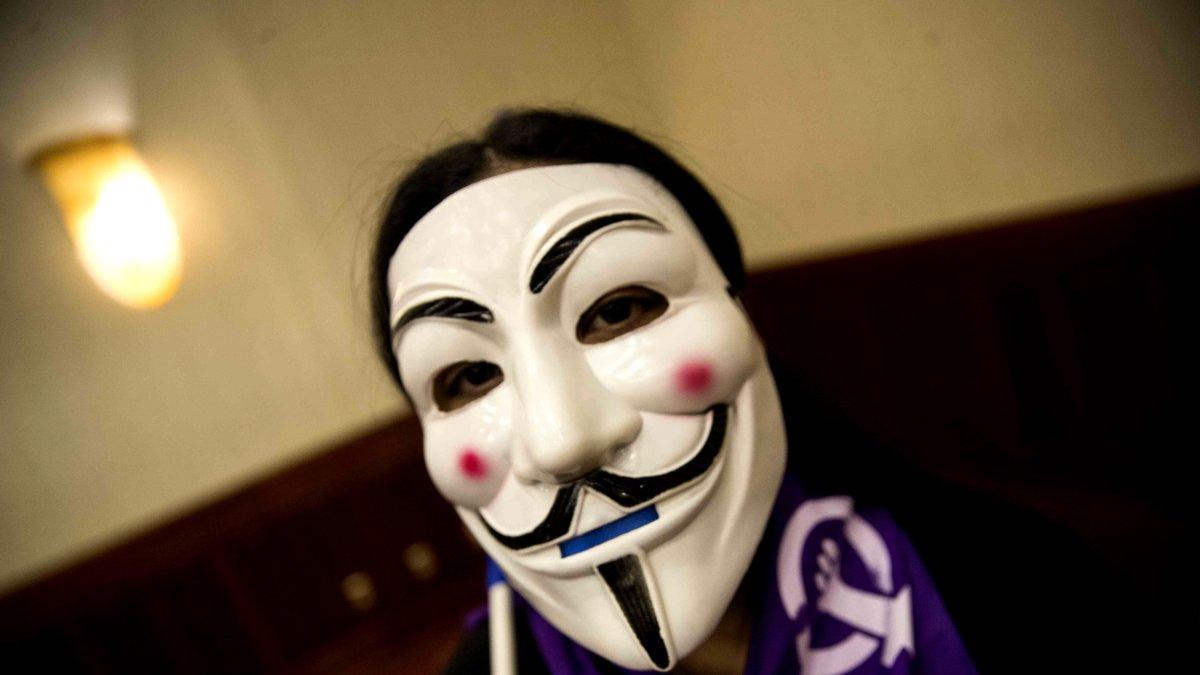 Imagen de archivo de un activista del grupo Anonymus