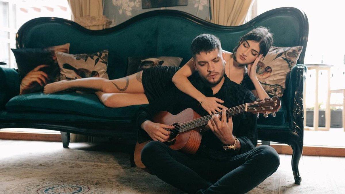 Neira y su novia Meli.