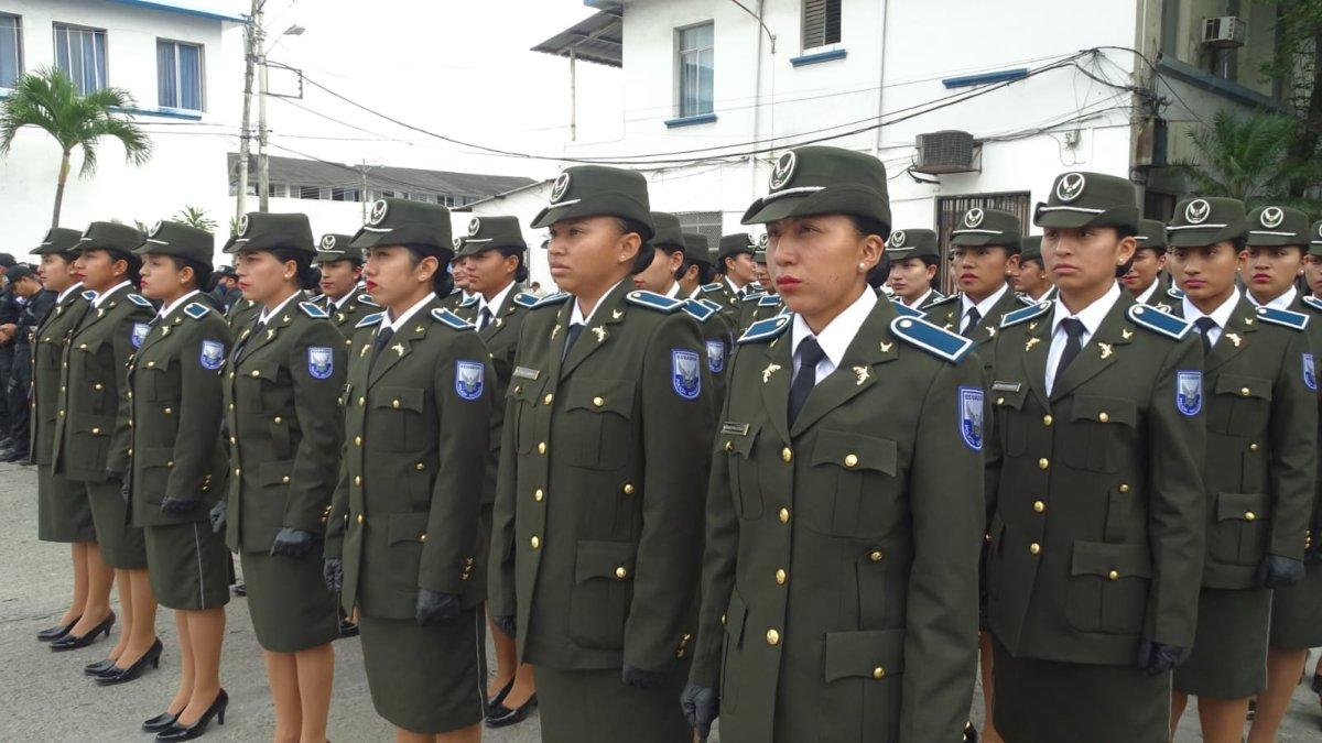 Las nuevas mujeres policías, junto a sus compañeros, trabajarán en el cumplimiento de las actividades operativas y preventivas..