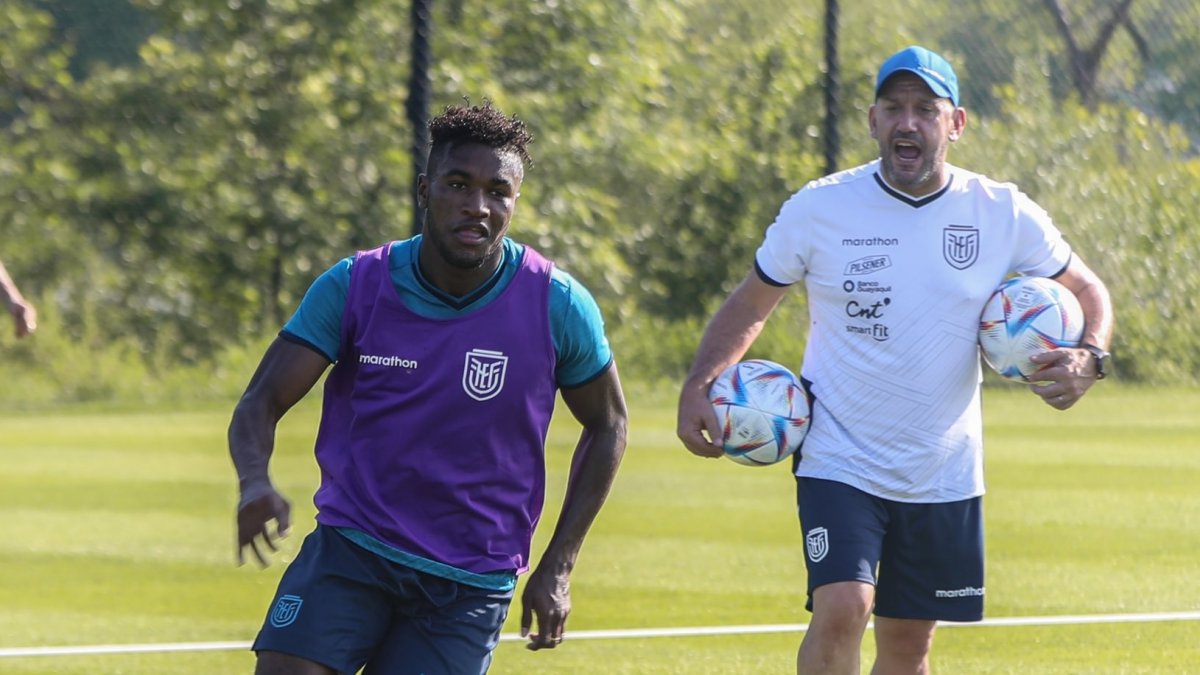 El mediocampista José Cifuentes es uno de los futbolistas que están en la mira del técnico Gustavo Alfaro para el Mundial de Qatar 2022.