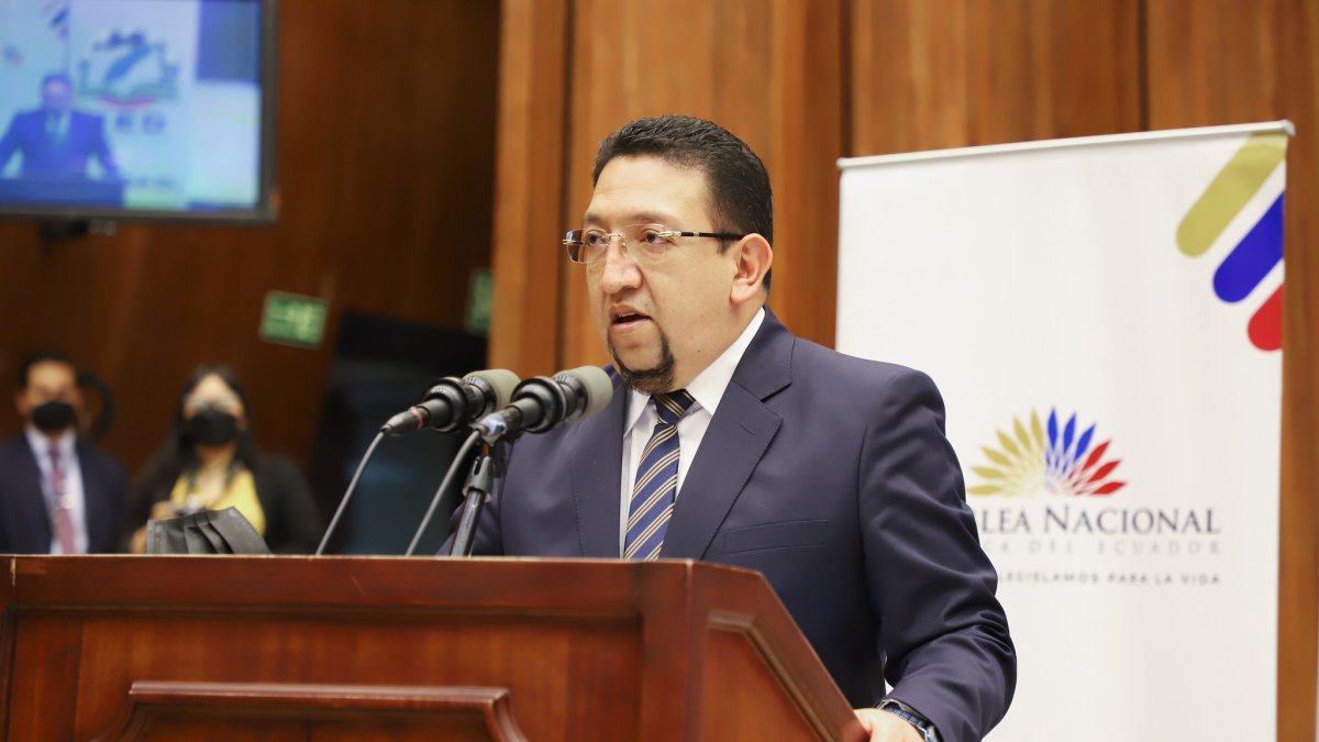 Virgilo Saquicela fue alcalde de Azogues en 2014 por el Movimiento CREO