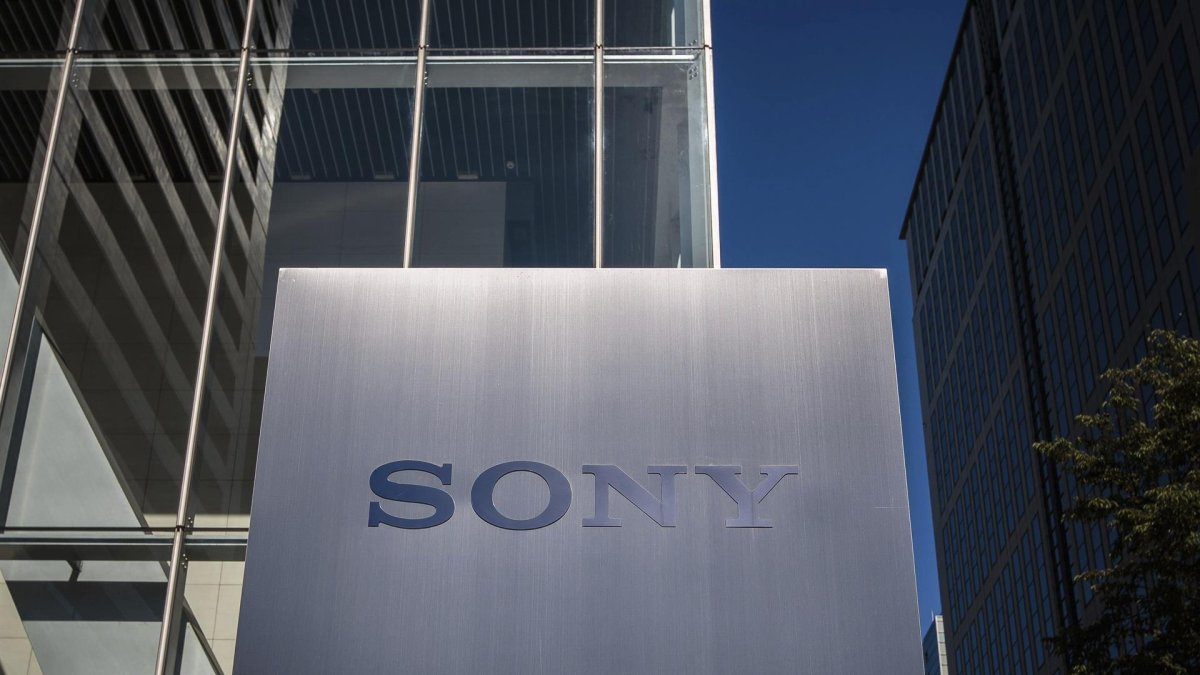 Fotografía que muestra el logo de la empresa Sony Corp. en Tokio, Japón