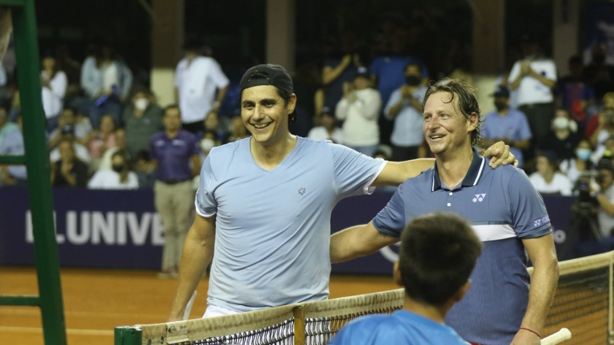 El 'duelo sudamericano del recuerdo' entre Nicolás Lapentti y David Nalbandian.