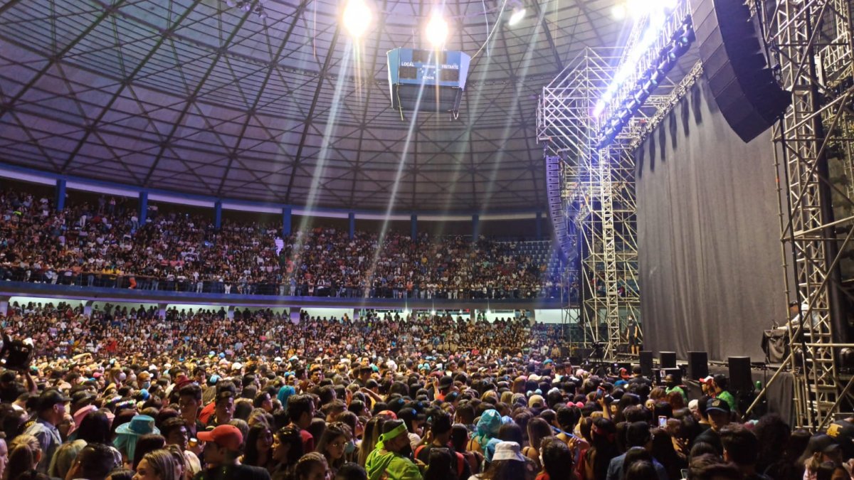 La cantante se presentó en el Coliseo Voltaire Paladines Polo.