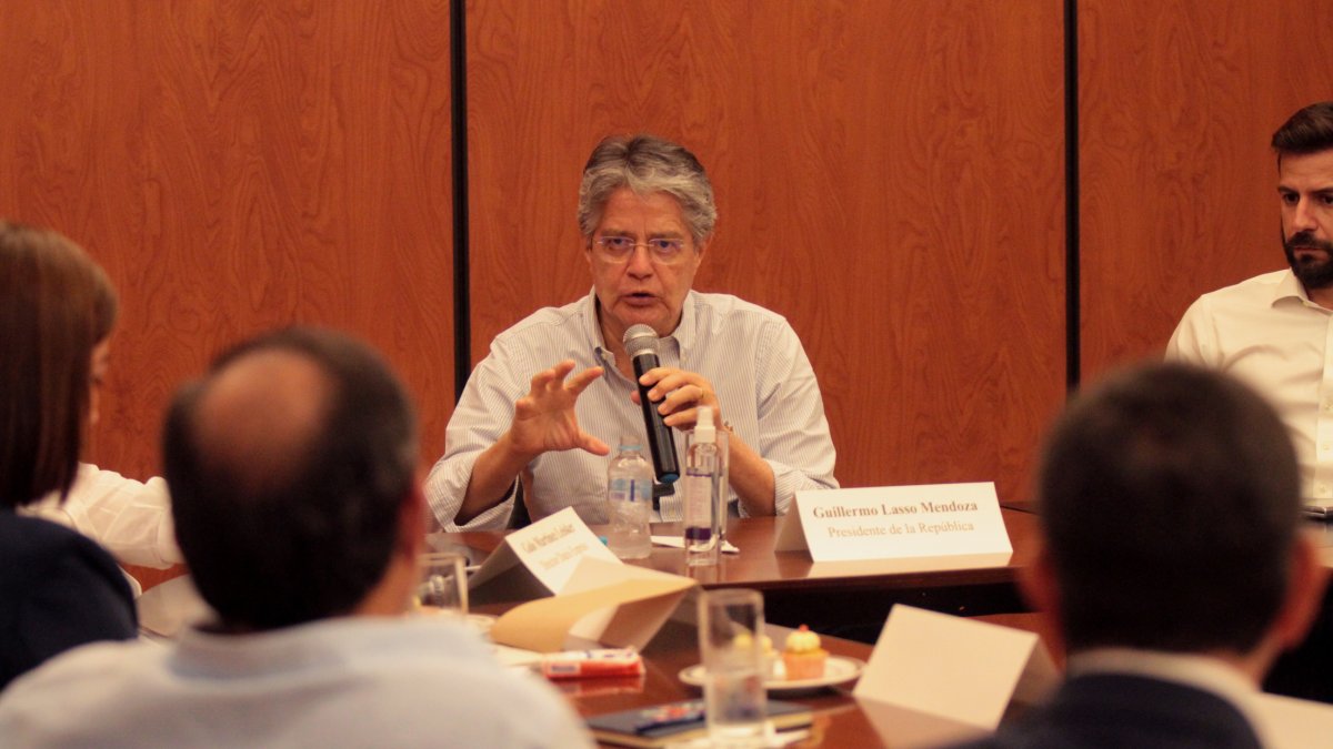 Conversatorio. Uno de los salones de Diario EXPRESO acogió el encuentro entre el presidente y los editorialistas de este medio.