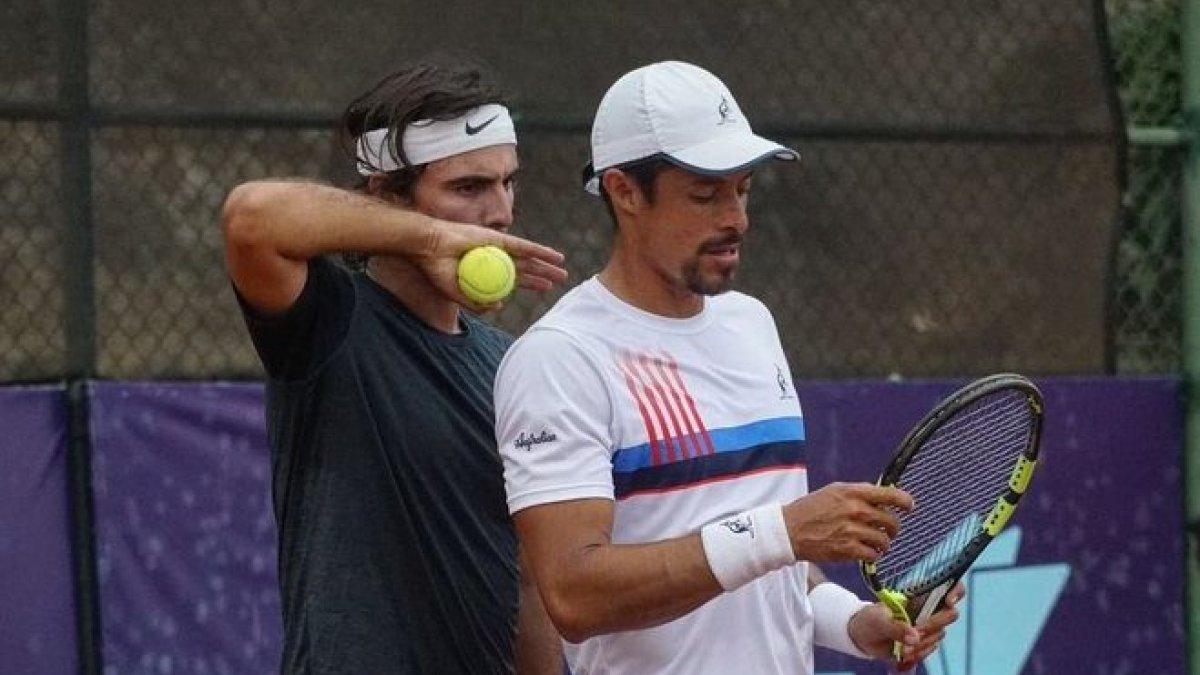 El ecuatoriano (i) y Cristian Rodríguez han ganado cuatro títulos Challengers en el año.